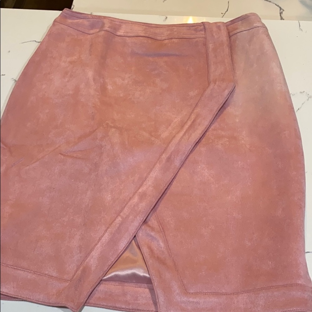 NWT Seek the label pink skirt. Suede like - Picture 3 of 6
